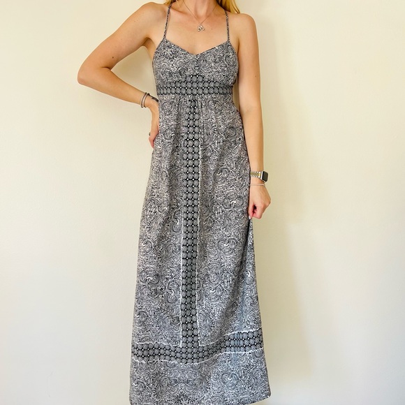 LOFT Dresses & Skirts - Ann Taylor LOFT maxi dress printed boho spaghetti strap